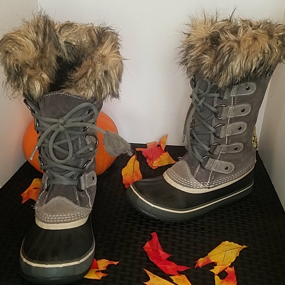 * SOLD* Sorel Joan Of Arctic Winter Boots Women - Picture 2 of 9